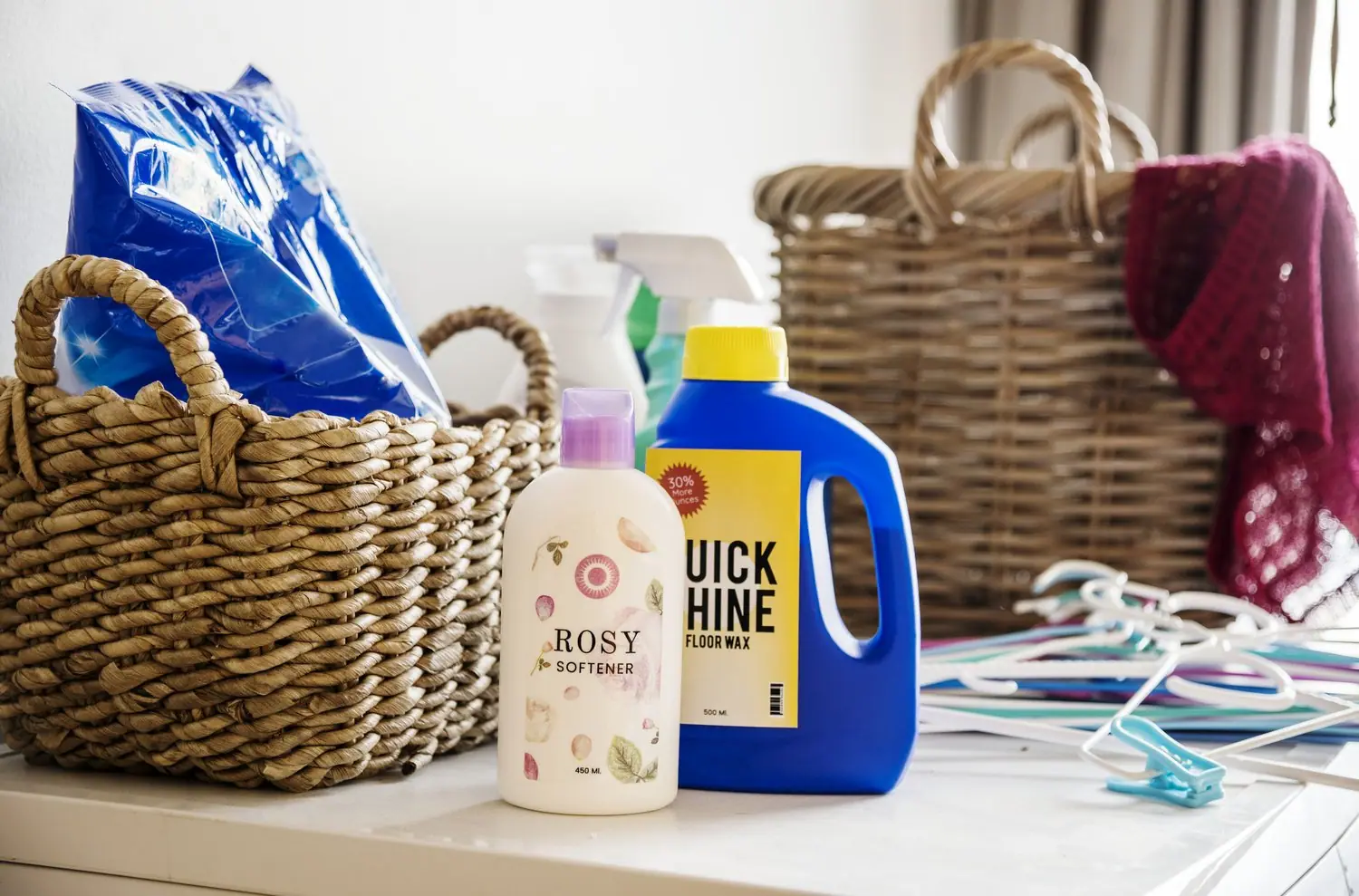 Produkty do usuwania plam i zapachów: skuteczne środki czyszczące